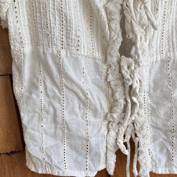 Zara Cream Lace-Trim Eyelet Camisole - Picture 4 of 7